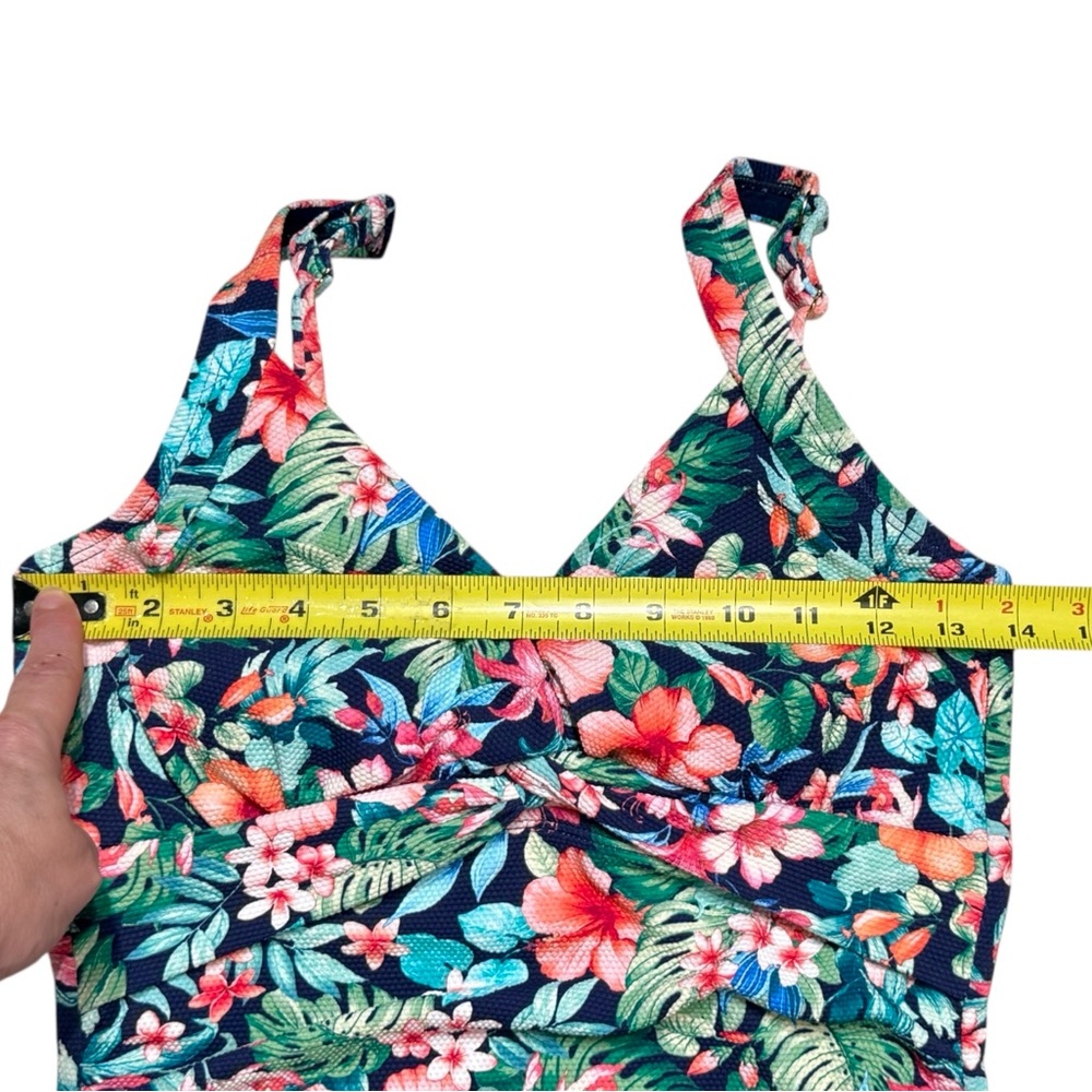 Tommy Bahama Island Cays Flora Underwire Front Twist Tankini Top - Picture 10 of 15